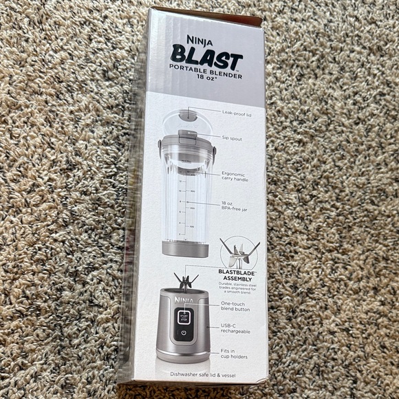 Ninja Blast Silver Portable Blender - Picture 2 of 3